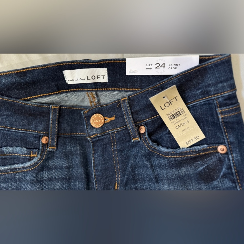 New With Tags Loft Skinny Crop Denim SZ 24P